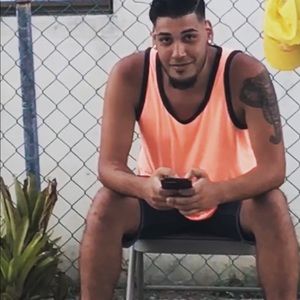 Meet your Posher, Milton